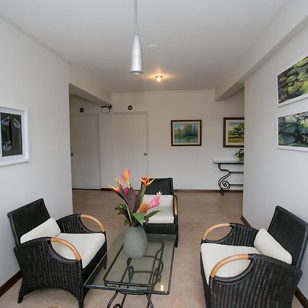 Hotel Acosta Iquitos Bagian luar foto
