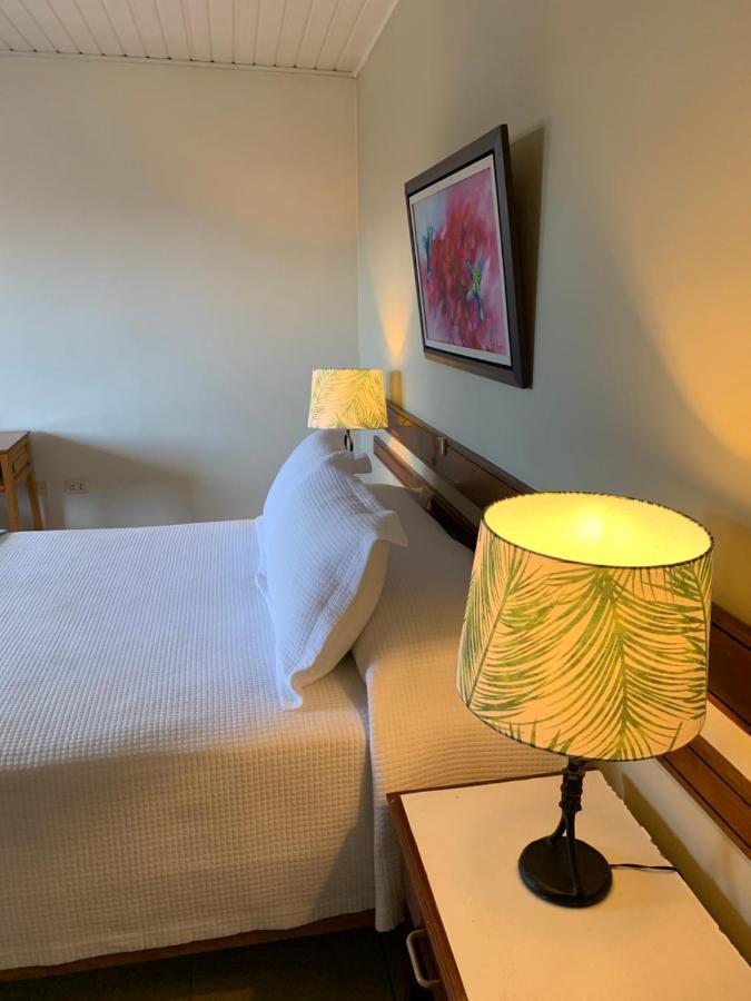 Hotel Acosta Iquitos Bagian luar foto